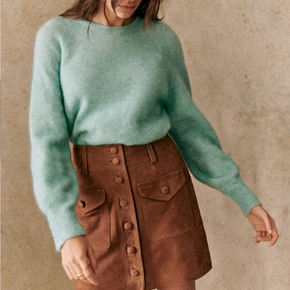 🌟NEW🌟 Sézane Bettie Suede Skirt in Camel - Picture 2 of 10